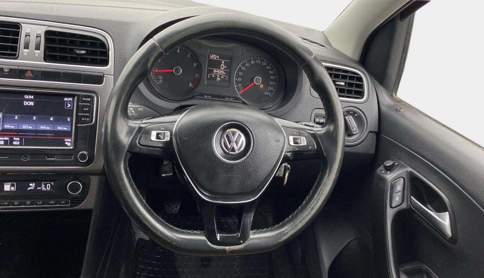 2018 Volkswagen Polo HIGHLINE PLUS 1.0 16 ALLOY, Petrol, Manual, 84,935 km, Steering Wheel Close Up