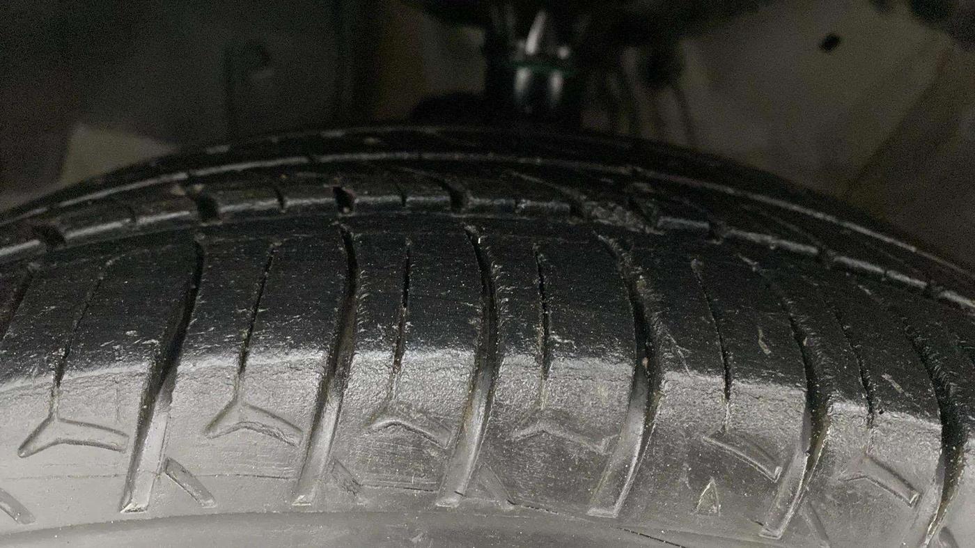 2015 Honda City 1.5L I-VTEC VX, Petrol, Manual, 55,400 km, Left Front Tyre Tread