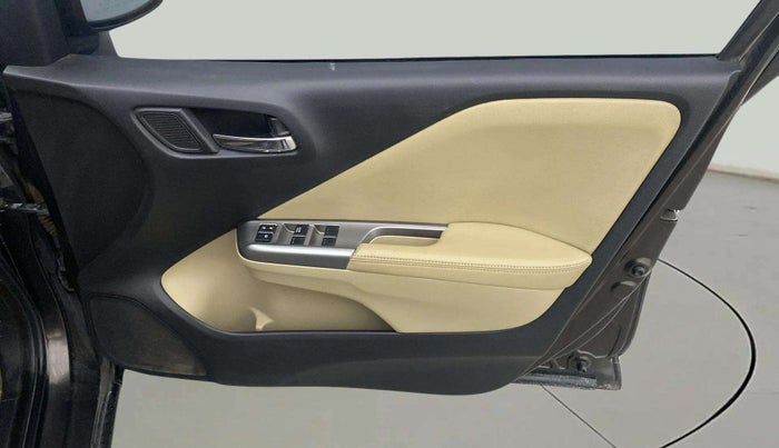 2015 Honda City 1.5L I-VTEC VX, Petrol, Manual, 55,400 km, Driver Side Door Panels Control