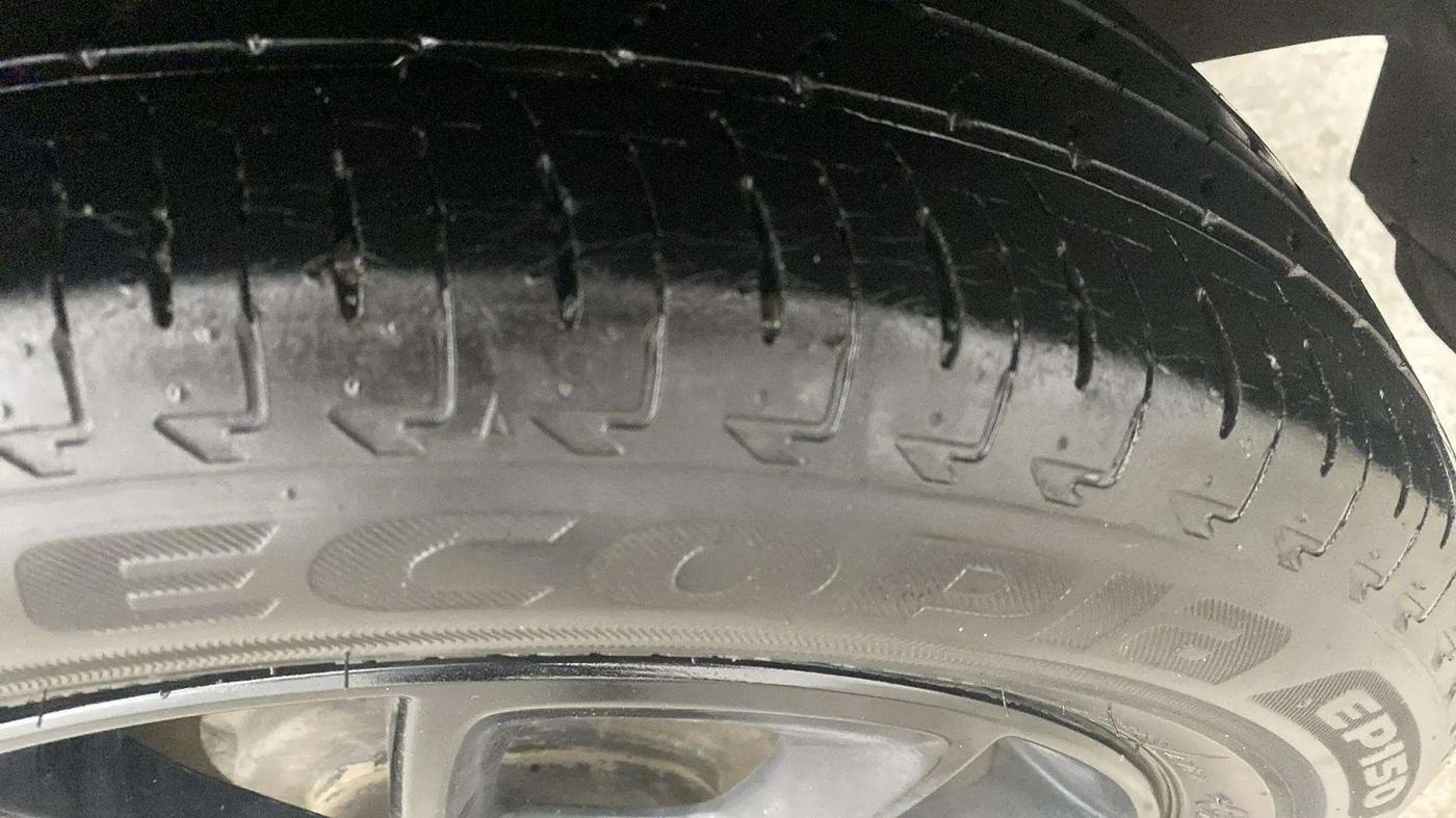 2020 Maruti IGNIS ZETA 1.2, Petrol, Manual, 35,384 km, Left Rear Tyre Tread
