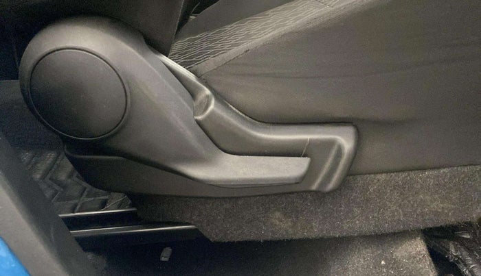 2020 Maruti IGNIS ZETA 1.2, Petrol, Manual, 35,384 km, Driver Side Adjustment Panel