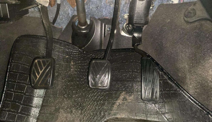 2020 Maruti IGNIS ZETA 1.2, Petrol, Manual, 35,384 km, Pedals