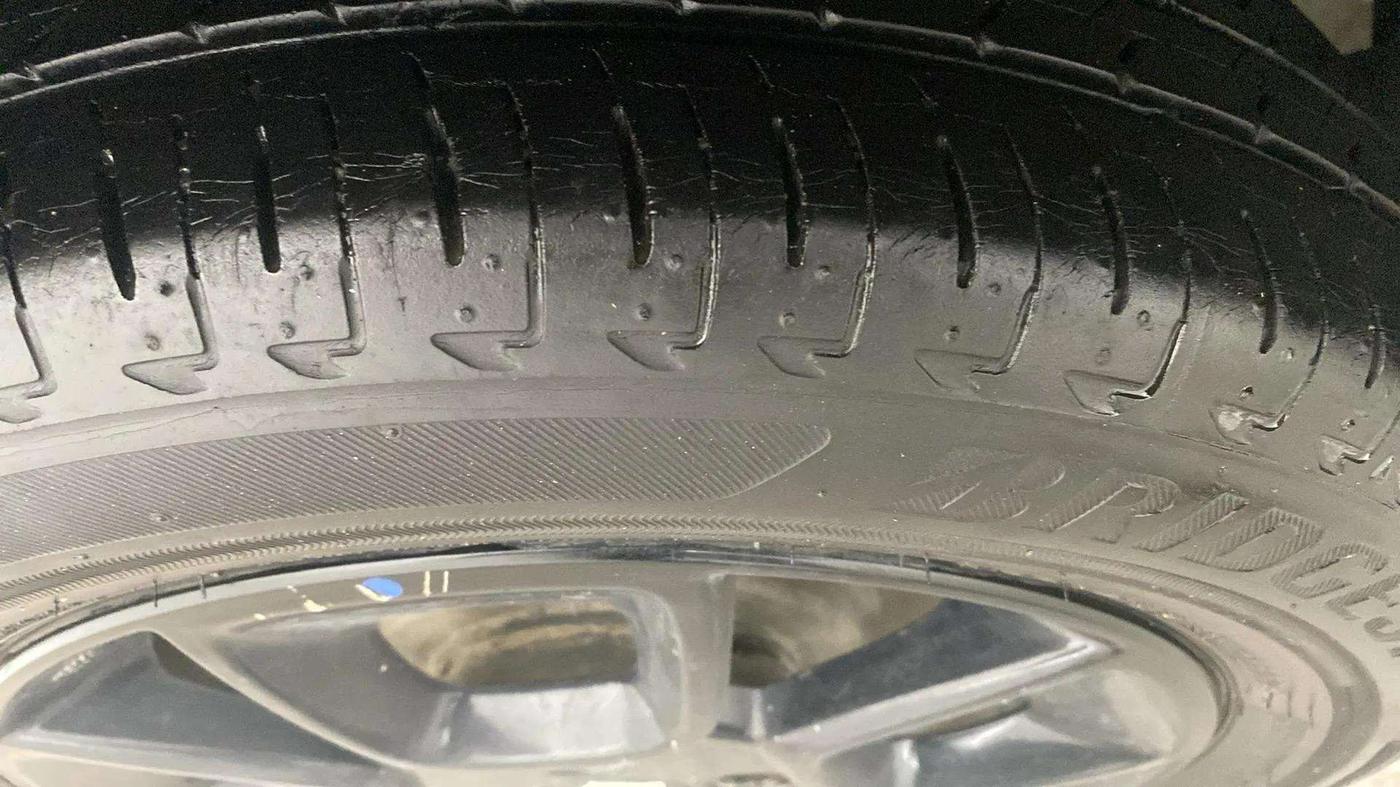 2020 Maruti IGNIS ZETA 1.2, Petrol, Manual, 35,384 km, Right Rear Tyre Tread