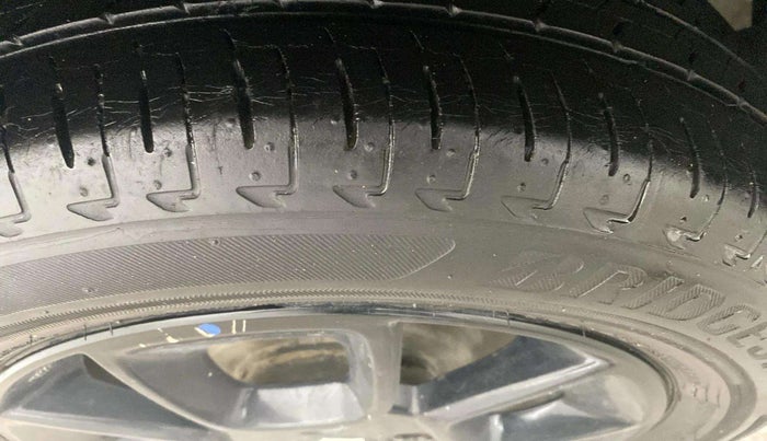 2020 Maruti IGNIS ZETA 1.2, Petrol, Manual, 35,384 km, Right Rear Tyre Tread