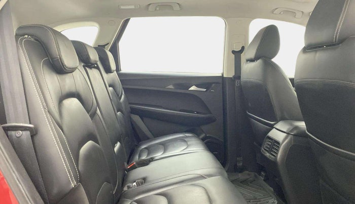 2020 MG HECTOR SHARP 1.5 DCT PETROL, Petrol, Automatic, 68,393 km, Right Side Rear Door Cabin