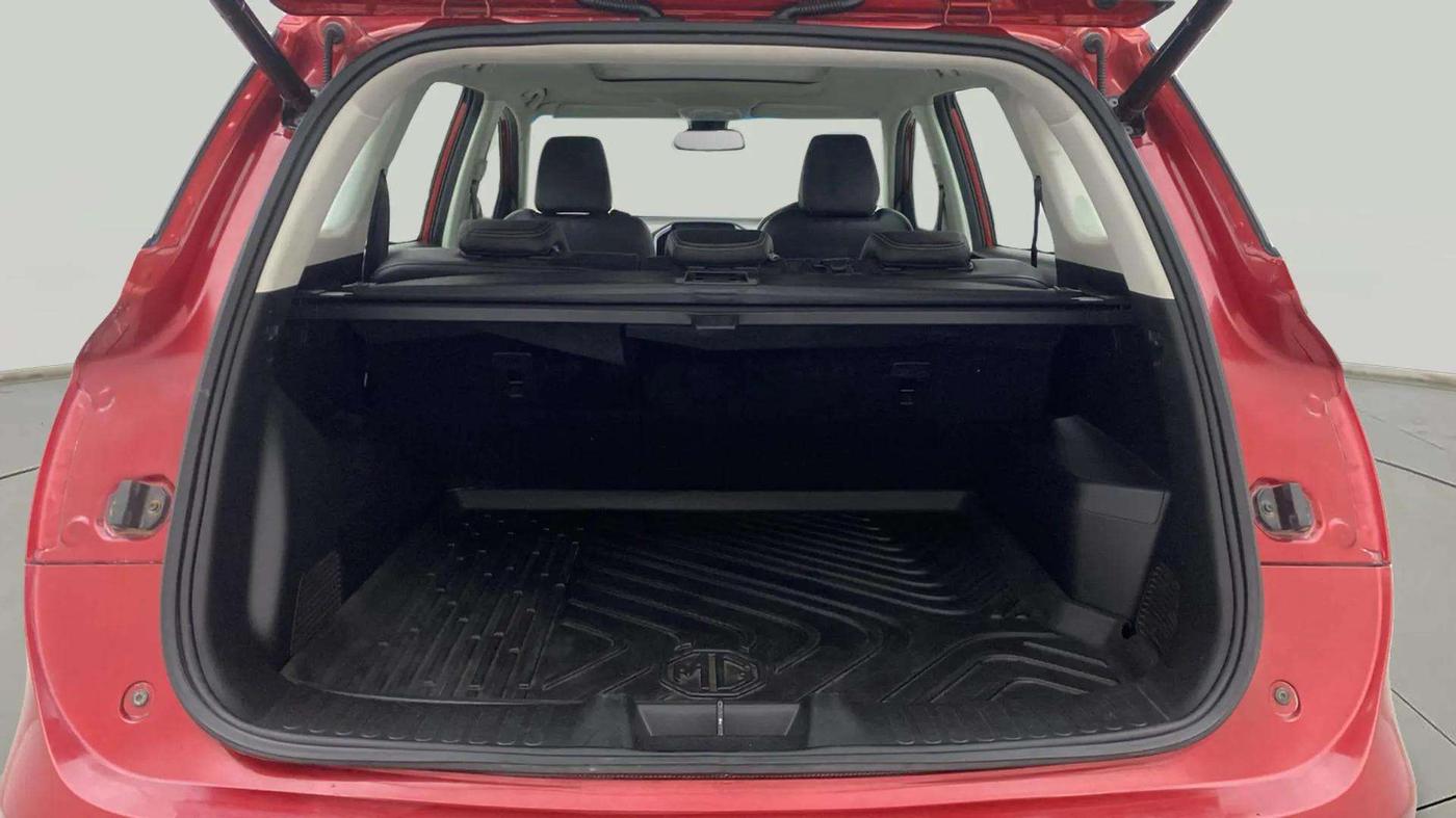 2020 MG HECTOR SHARP 1.5 DCT PETROL, Petrol, Automatic, 68,442 km, Boot Inside