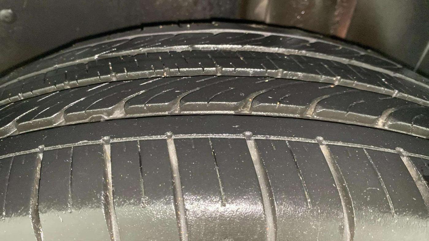 2020 MG HECTOR SHARP 1.5 DCT PETROL, Petrol, Automatic, 68,442 km, Left Rear Tyre Tread