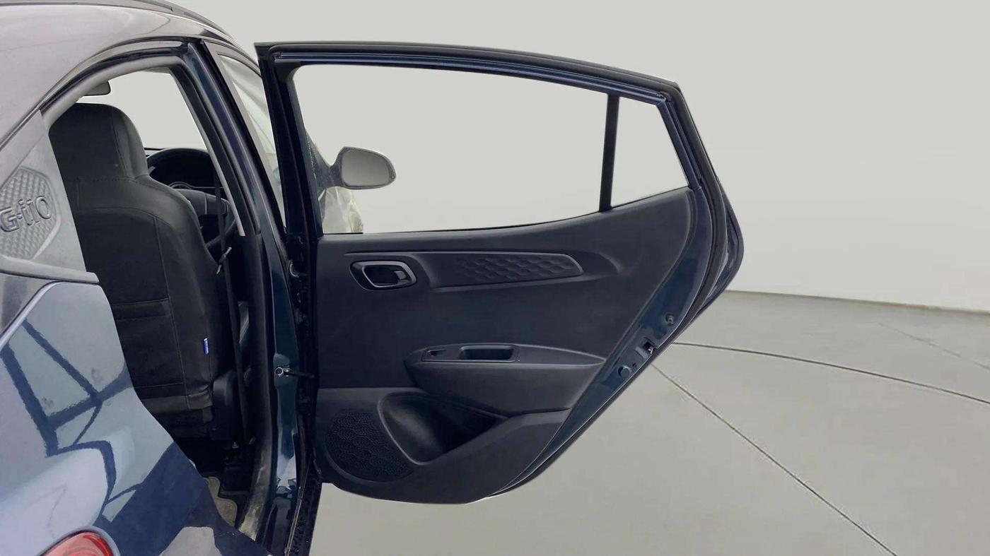 2022 Hyundai GRAND I10 NIOS SPORTZ 1.2 KAPPA VTVT DUAL TONE, Petrol, Manual, 24,952 km, RHS Rear Door