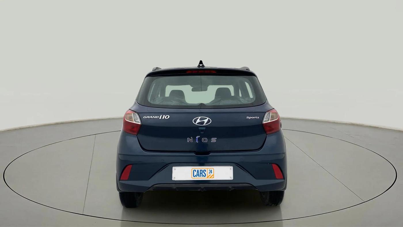 2022 Hyundai GRAND I10 NIOS SPORTZ 1.2 KAPPA VTVT DUAL TONE, Petrol, Manual, 24,952 km, Back/Rear