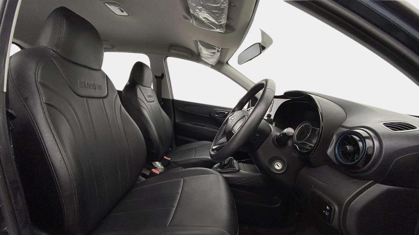 2022 Hyundai GRAND I10 NIOS SPORTZ 1.2 KAPPA VTVT DUAL TONE, Petrol, Manual, 24,952 km, Right Side Front Door Cabin