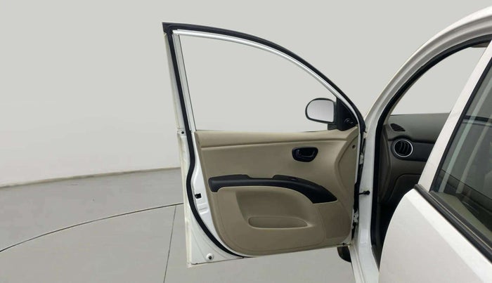 2014 Hyundai i10 MAGNA 1.1, Petrol, Manual, 20,812 km, LHS Front Door