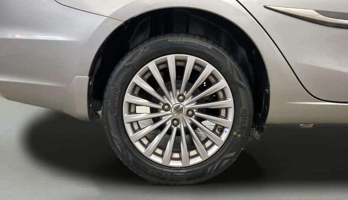 2018 Maruti Ciaz ALPHA  AT 1.4  PETROL, Petrol, Automatic, 26,752 km, Right Rear Wheel