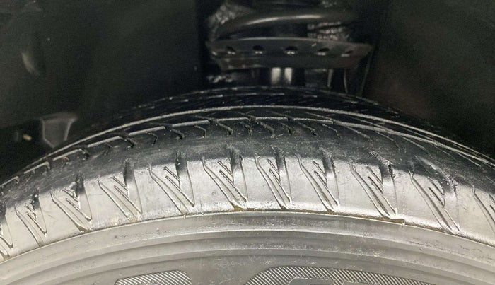 2021 Tata Safari XT PLUS, Diesel, Manual, 46,669 km, Left Front Tyre Tread