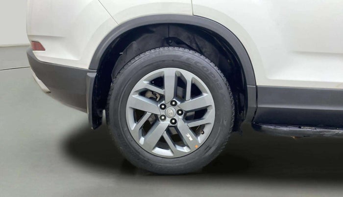 2021 Tata Safari XT PLUS, Diesel, Manual, 46,669 km, Right Rear Wheel