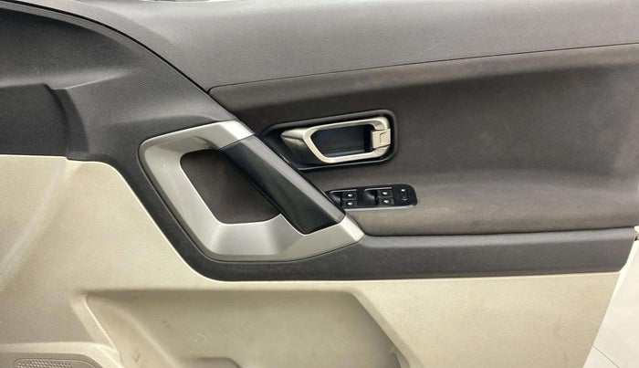 2021 Tata Safari XT PLUS, Diesel, Manual, 46,669 km, Driver Side Door Panels Control