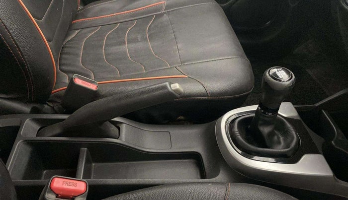 2018 Honda WR-V 1.5L I-DTEC S MT, Diesel, Manual, 79,633 km, Gear Lever