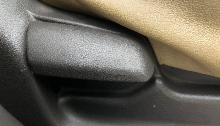 2015 Hyundai Verna FLUIDIC 4S 1.6 VTVT S, Petrol, Manual, 47,270 km, Driver Side Adjustment Panel