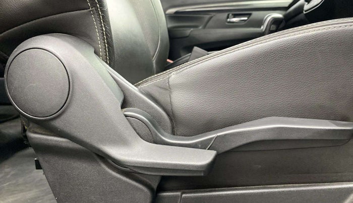 2019 Maruti XL6 ALPHA AT, Petrol, Automatic, 36,510 km, Driver Side Adjustment Panel