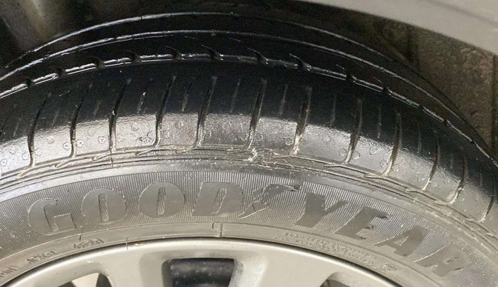 2021 Ford FREESTYLE TITANIUM 1.2 PETROL, Petrol, Manual, 36,258 km, Left Front Tyre Tread