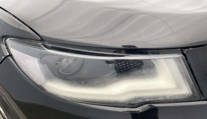 2018 Jeep Compass LIMITED 1.4 PETROL AT, Petrol, Automatic, 89,621 km, Right headlight - Clamp has minor damage