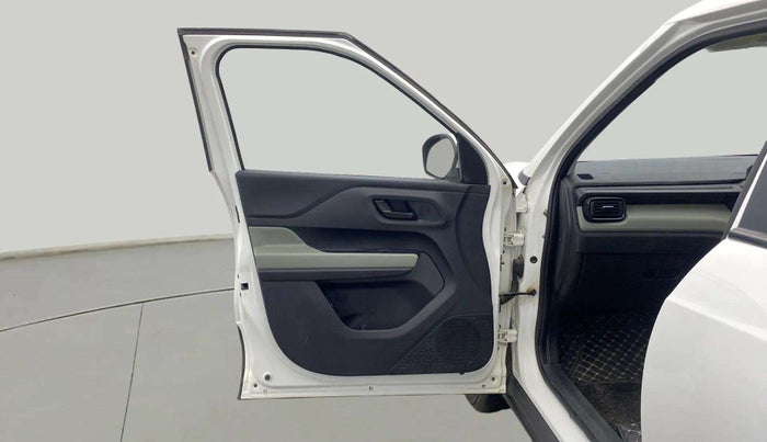 2023 Tata PUNCH ADVENTURE MT CNG , CNG, Manual, 14,898 km, LHS Front Door