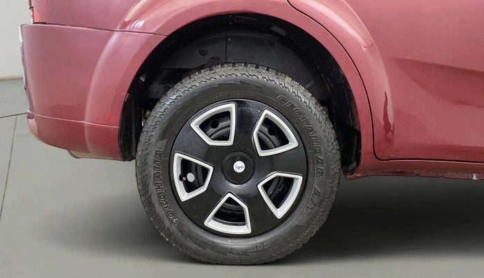 2019 Mahindra XUV500 W5, Diesel, Manual, 41,788 km, Right Rear Wheel