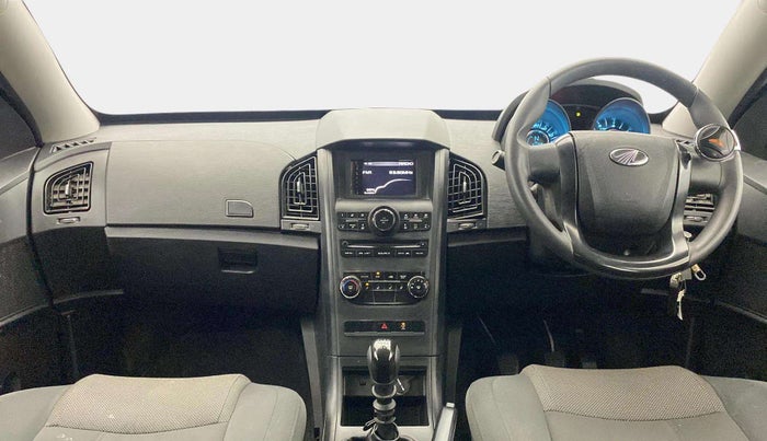 2019 Mahindra XUV500 W5, Diesel, Manual, 41,788 km, Dashboard