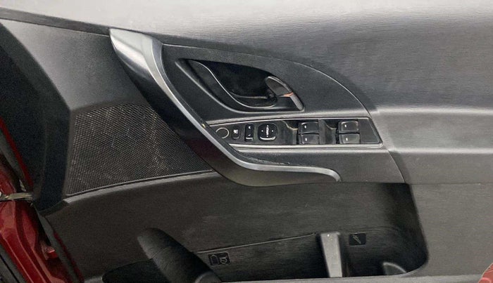 2019 Mahindra XUV500 W5, Diesel, Manual, 41,788 km, Driver Side Door Panels Control