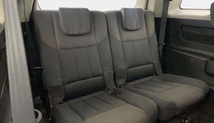 2019 Mahindra XUV500 W5, Diesel, Manual, 41,788 km, Third Seat Row ( optional )