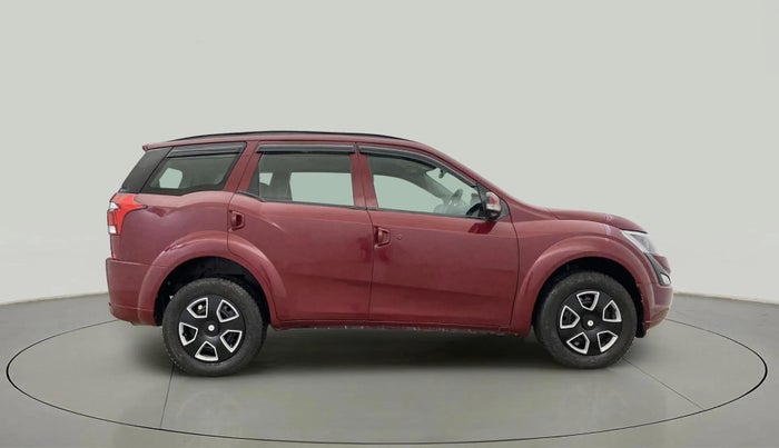 2019 Mahindra XUV500 W5, Diesel, Manual, 41,788 km, Right Side View