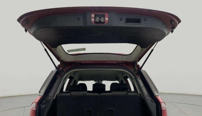 2019 Mahindra XUV500 W5, Diesel, Manual, 41,788 km, Boot Door Open