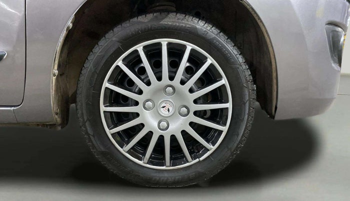 2014 Maruti Wagon R 1.0 VXI, Petrol, Manual, 80,914 km, Right Front Wheel