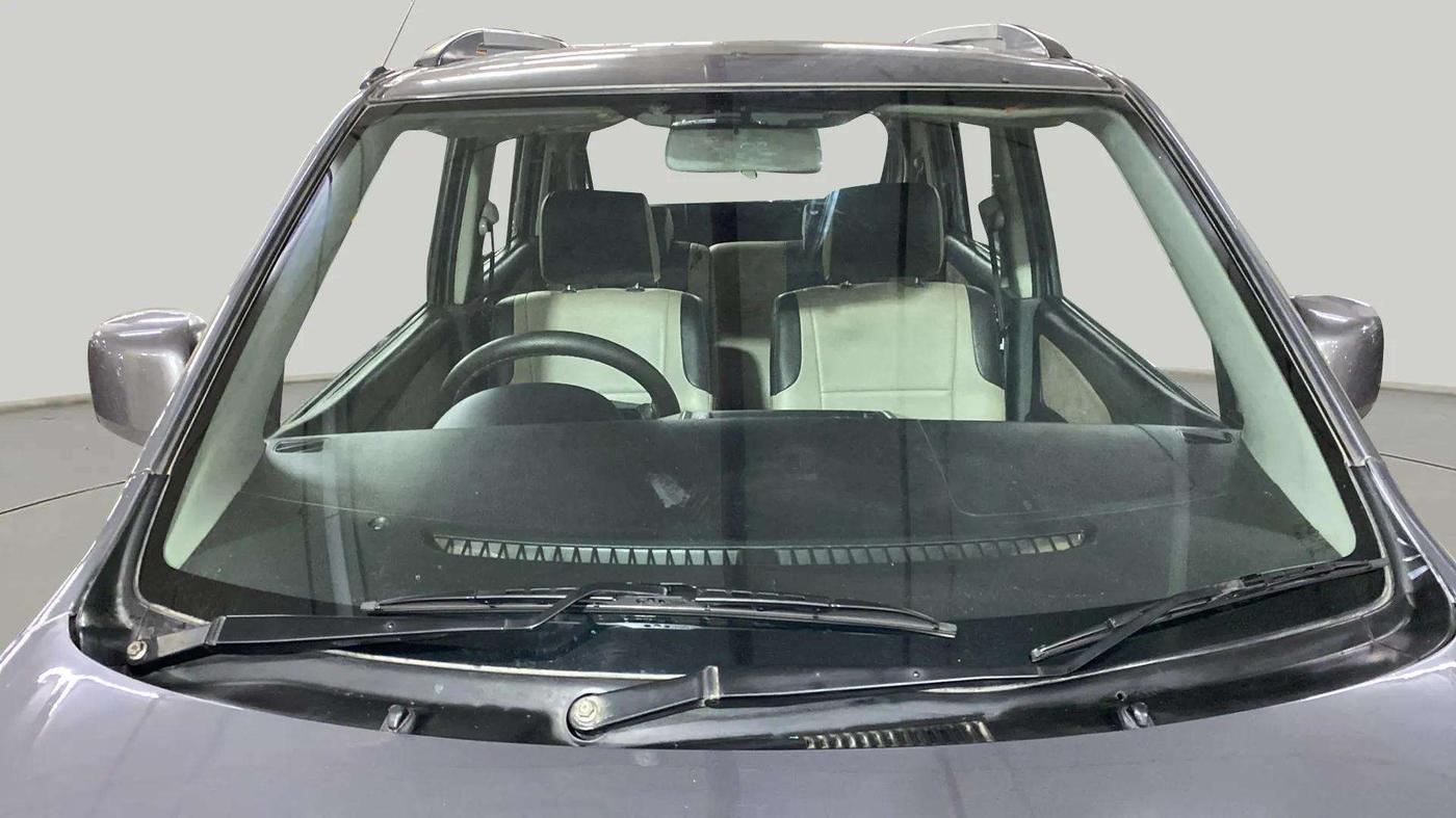 2014 Maruti Wagon R 1.0 VXI, Petrol, Manual, 80,969 km, Front Windshield