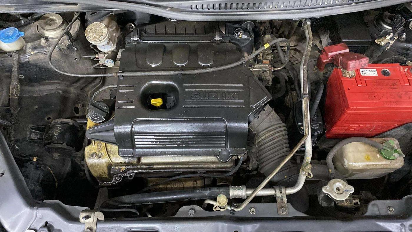 2014 Maruti Wagon R 1.0 VXI, Petrol, Manual, 80,969 km, Engine View