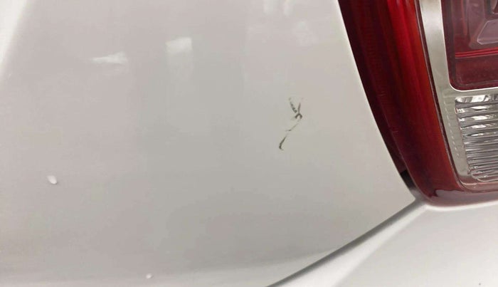 2014 Hyundai Xcent S 1.2, Petrol, Manual, 82,298 km, Dicky (Boot door) - Slightly dented