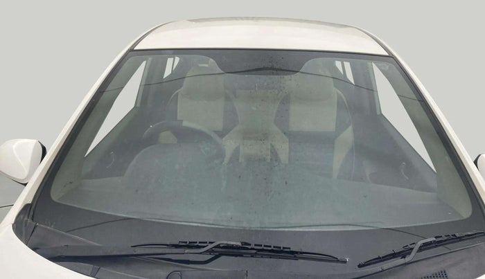 2014 Hyundai Xcent S 1.2, Petrol, Manual, 82,298 km, Front Windshield