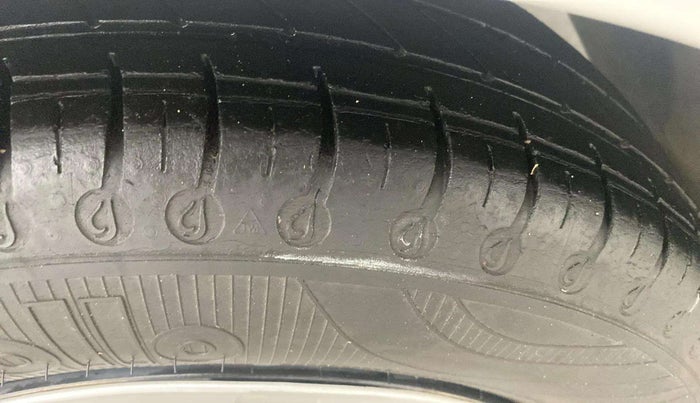 2014 Hyundai Xcent S 1.2, Petrol, Manual, 82,298 km, Left Rear Tyre Tread