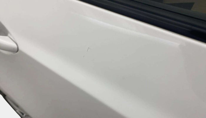 2014 Hyundai Xcent S 1.2, Petrol, Manual, 82,298 km, Right rear door - Minor scratches
