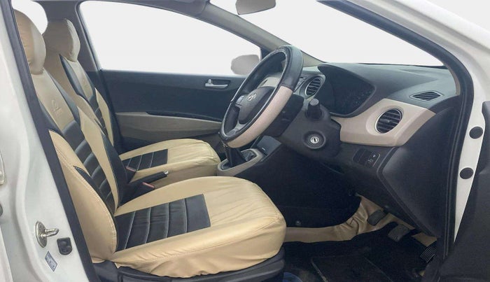 2014 Hyundai Xcent S 1.2, Petrol, Manual, 82,298 km, Right Side Front Door Cabin