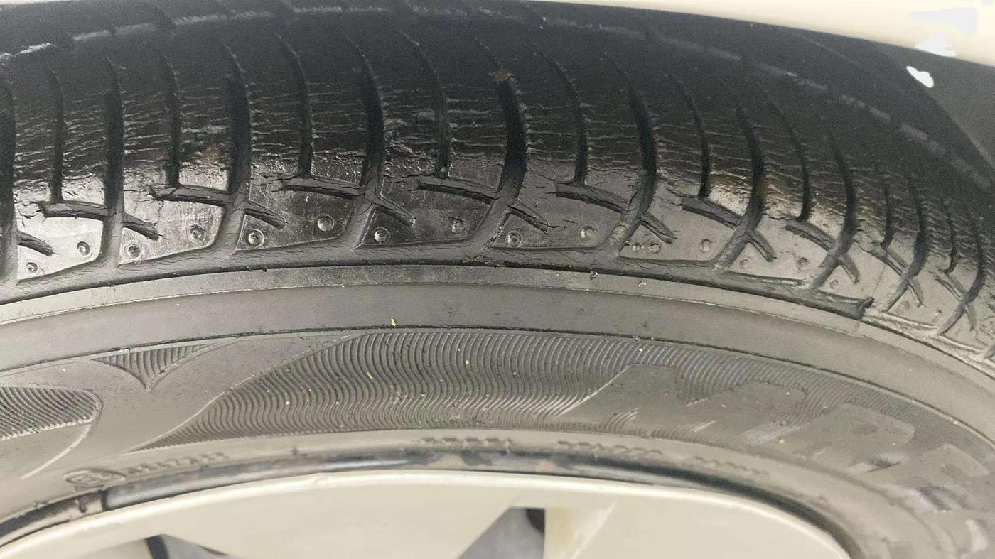 2014 Hyundai Xcent S 1.2, Petrol, Manual, 82,298 km, Left Front Tyre Tread