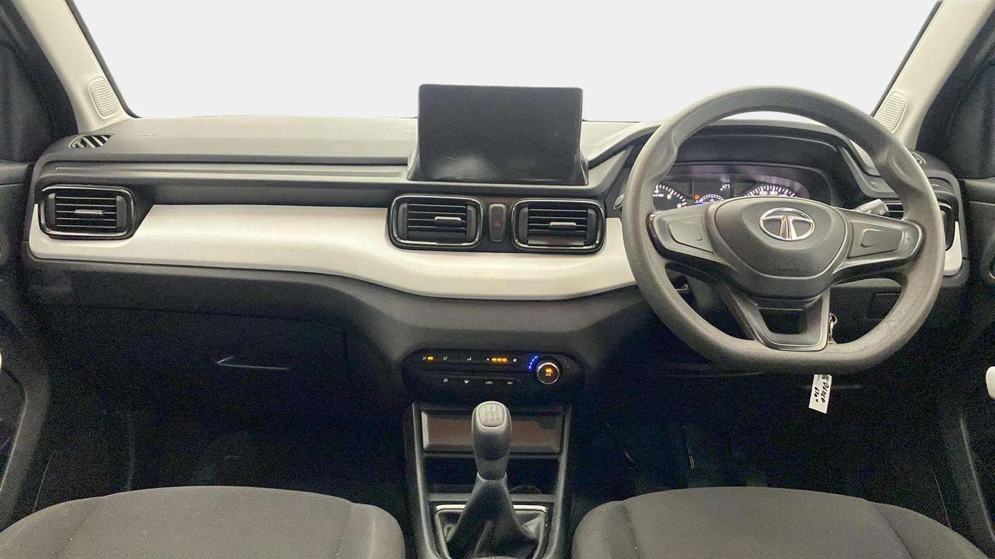 2022 Tata PUNCH PURE MT, Petrol, Manual, 20,065 km, Dashboard