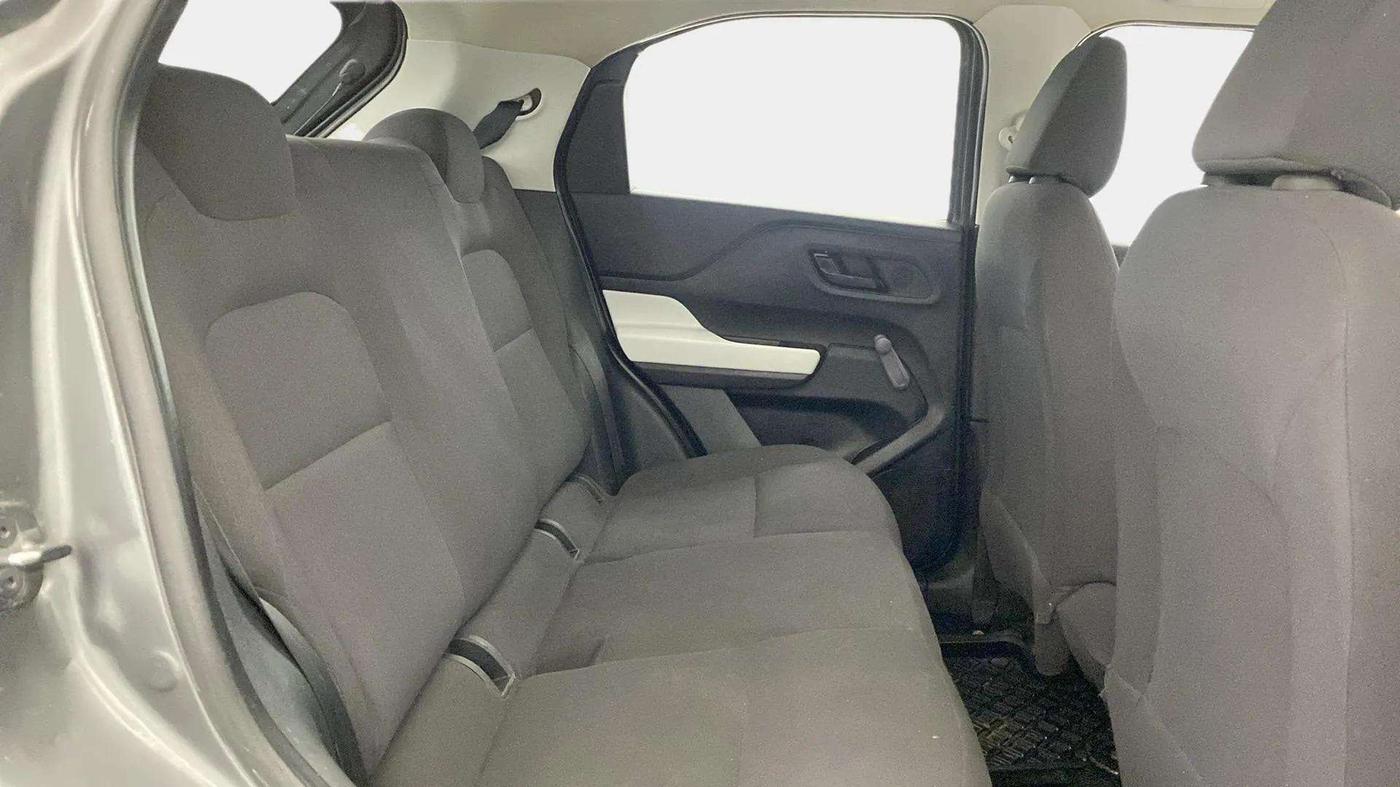2022 Tata PUNCH PURE MT, Petrol, Manual, 20,065 km, Right Side Rear Door Cabin