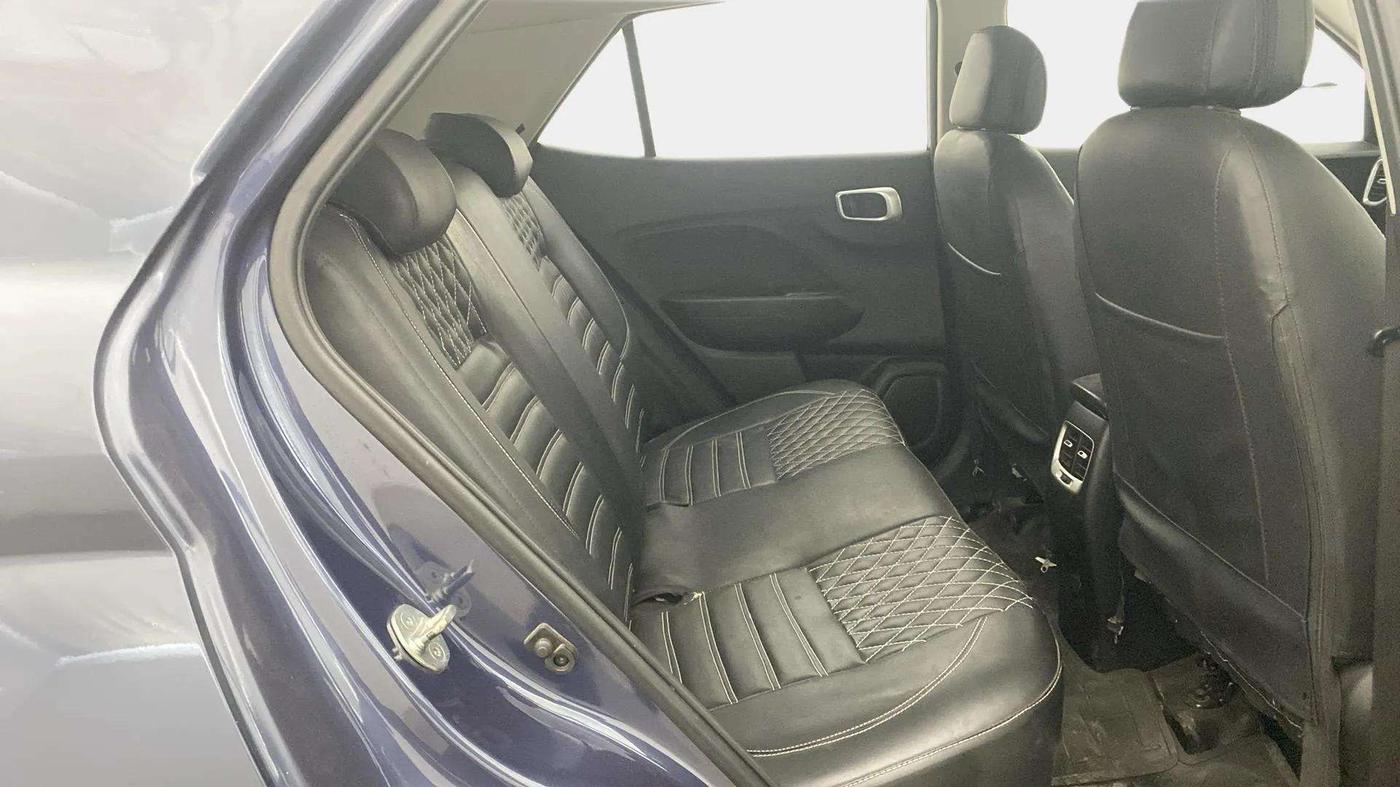 2021 Hyundai VENUE SX 1.0 TURBO IMT, Petrol, Manual, 26,744 km, Right Side Rear Door Cabin