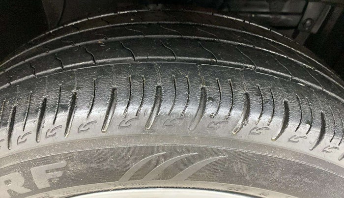 2021 Maruti Vitara Brezza VXI AT SHVS, Petrol, Automatic, 53,228 km, Right Front Tyre Tread