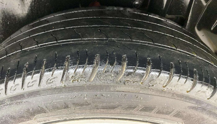 2021 Maruti Vitara Brezza VXI AT SHVS, Petrol, Automatic, 53,228 km, Left Rear Tyre Tread