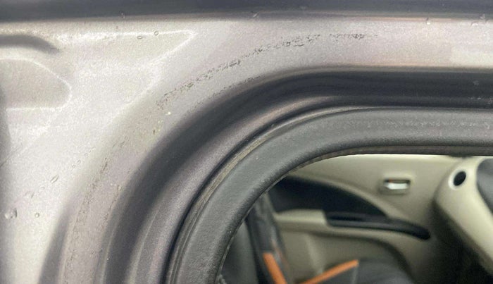2016 Maruti Celerio VXI, Petrol, Manual, 66,812 km, Right B pillar - Minor scratches
