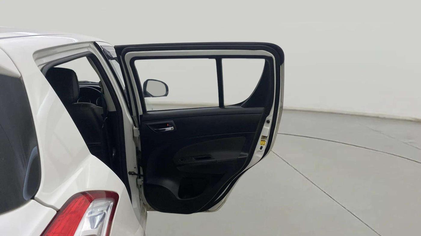 2017 Maruti Swift VXI O, Petrol, Manual, 62,875 km, RHS Rear Door