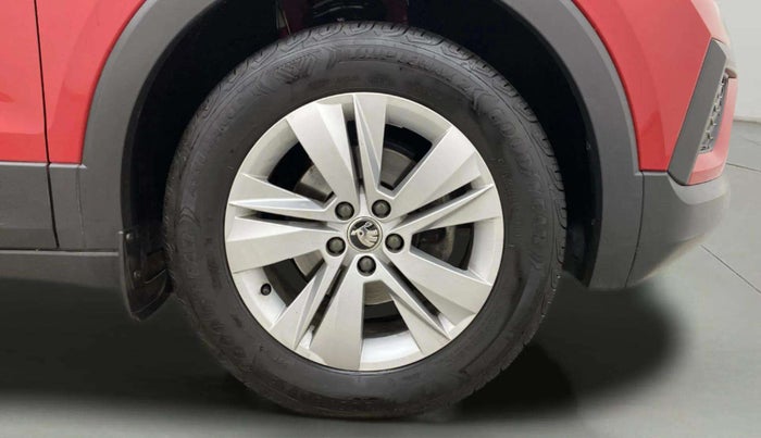 2022 Skoda KUSHAQ AMBITION 1.0L TSI AT, Petrol, Automatic, 21,733 km, Right Front Wheel