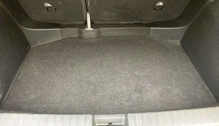 2022 Skoda KUSHAQ AMBITION 1.0L TSI AT, Petrol, Automatic, 21,733 km, Boot Inside