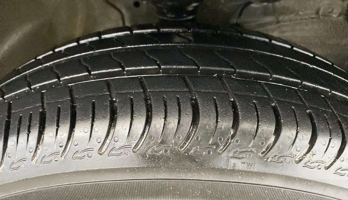 2020 Maruti S PRESSO VXI PLUS AMT, Petrol, Automatic, 10,853 km, Right Front Tyre Tread